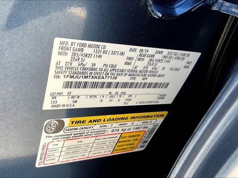 Used 2019 Ford Expedition Platinum image 27