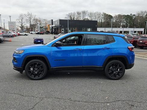 New 2026 Jeep Compass Latitude image 4