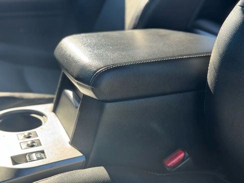 Used 2018 Toyota 4Runner SR5 Premium image 29