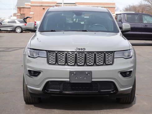 Used 2021 Jeep Grand Cherokee Laredo X image 5