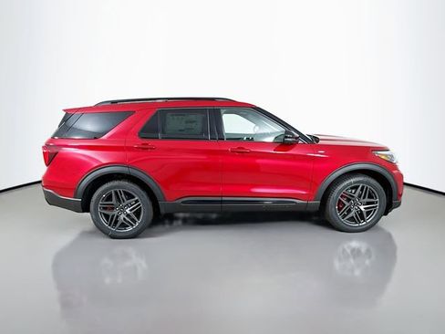 New 2026 Ford Explorer ST-Line w/ ST-Line Street Pack image 8