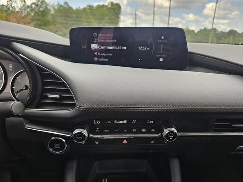 Used 2024 MAZDA MAZDA3 2.5 Turbo Sedan w/Premium Plus image 26