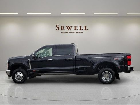 Used 2024 Ford F350 King Ranch w/ Chrome Package AWD/4WD image 2