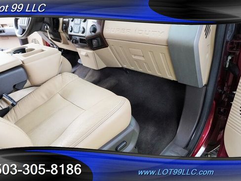Used 2014 Ford F250 Lariat w/ Lariat Interior Package AWD/4WD image 31