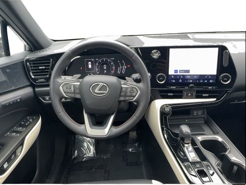 Used 2022 Lexus NX 250 FWD image 37