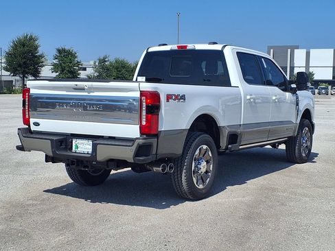 New 2026 Ford F250 King Ranch w/ FX4 Off-Road Package AWD/4WD image 4