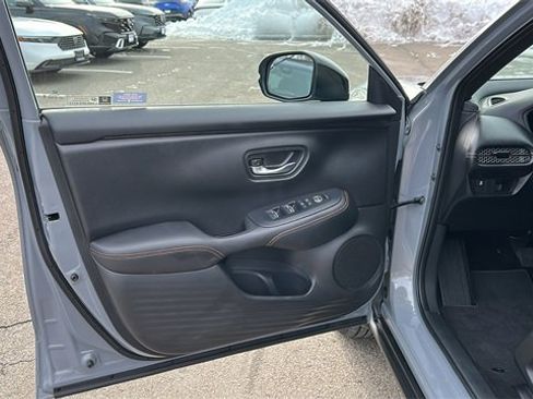 Used 2025 Honda HR-V Sport image 8