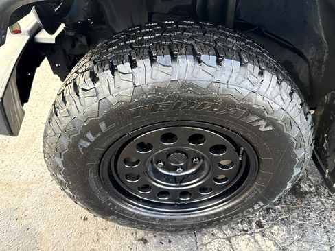 Used 2013 Jeep Wrangler Unlimited Sport image 11