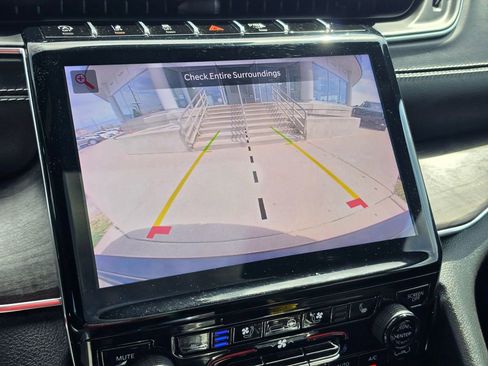 Used 2024 Jeep Grand Cherokee Overland w/ Trailer Tow Package image 25