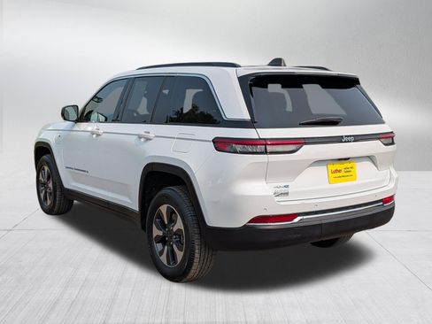 Used 2024 Jeep Grand Cherokee Limited 4xe AWD/4WD image 5