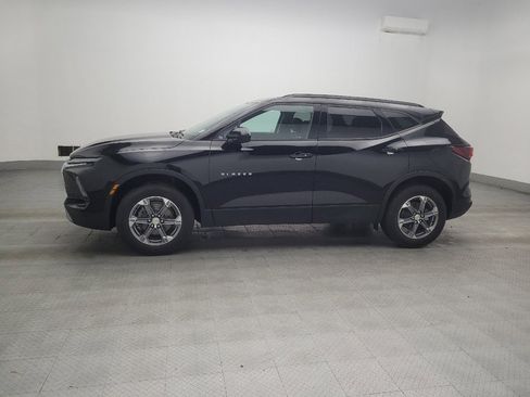 Used 2024 Chevrolet Blazer LT w/ Convenience Package FWD image 2