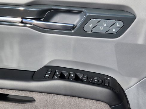 New 2026 Kia EV9 Land w/ Nightfall Edition Package AWD/4WD image 7