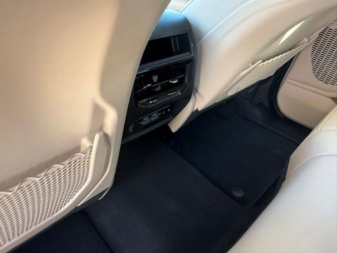 Certified 2025 Jeep Grand Cherokee Limited image 28