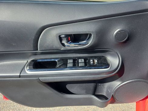Used 2015 Toyota Prius C Four FWD image 16