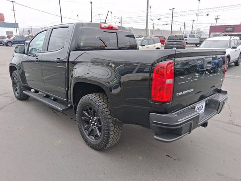 Used 2021 Chevrolet Colorado Z71 w/ Z71 Midnight Edition image 5
