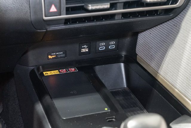 Used 2026 Toyota Camry SE FWD image 21