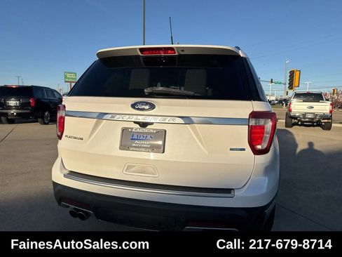 Used 2019 Ford Explorer Platinum image 18