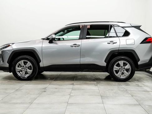 Used 2024 Toyota RAV4 XLE AWD/4WD image 11