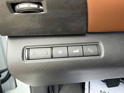 Used 2026 Nissan Pathfinder Platinum w/ Cargo Package AWD/4WD image 23