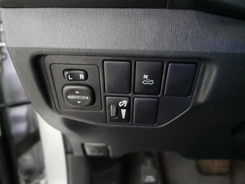 Used 2014 Toyota Prius Three w/ Solar Roof Package FWD image 26
