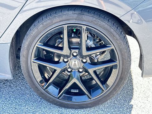 Used 2025 Honda Civic Sport image 12