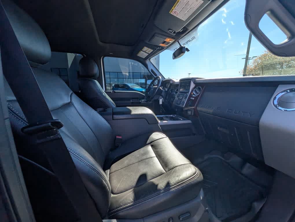 Used 2016 Ford F350 Lariat w/ Lariat Ultimate Package AWD/4WD image 25