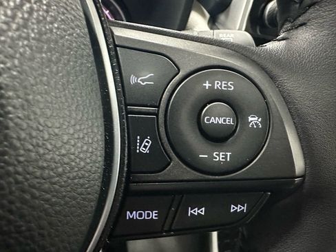 Used 2025 Toyota RAV4 XLE w/ Convenience Package image 20