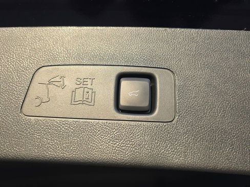 New 2026 Lincoln Corsair Premiere image 25