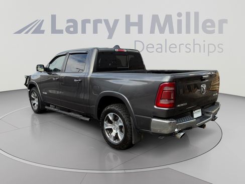 Used 2022 RAM 1500 Laramie AWD/4WD image 3