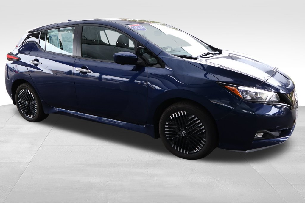 Used 2024 Nissan Leaf SV Plus FWD image 18