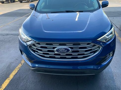 Used 2020 Ford Edge SEL w/ Cold Weather Package AWD/4WD image 3
