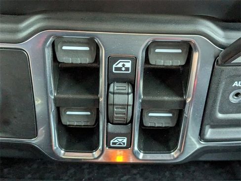 Used 2022 Jeep Wrangler Unlimited Sport image 22