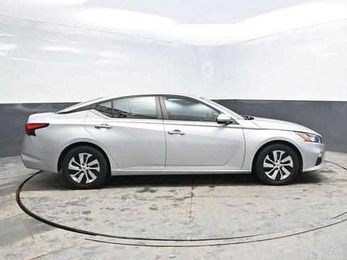 Used 2021 Nissan Altima 2.5 S image 8