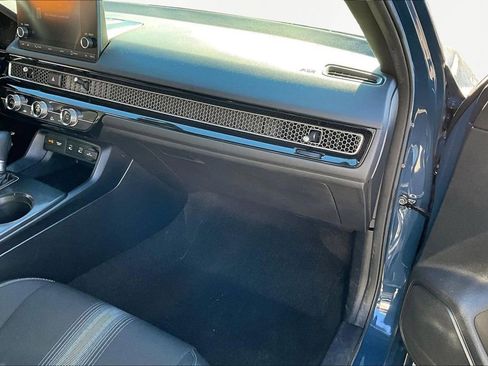 Used 2025 Honda Civic Sport image 20