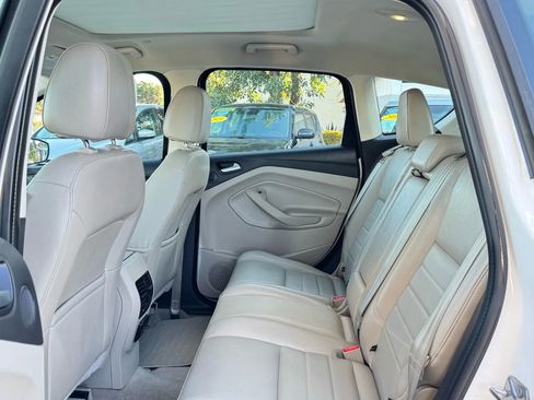 Used 2016 Ford C-MAX Energi SEL w/ Equipment Group 302A image 19