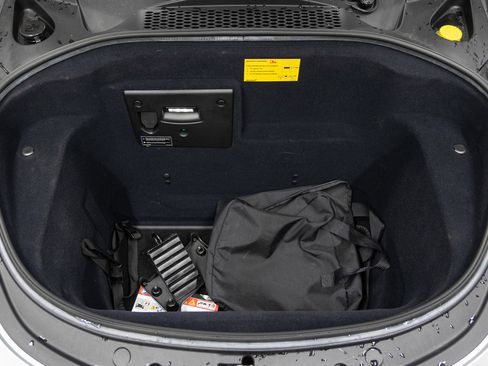 Used 2023 McLaren Artura image 47