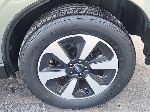 Used 2018 Subaru Forester 2.5i w/ Alloy Wheel Package image 22