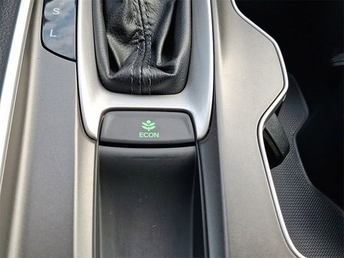 Used 2019 Honda Accord LX image 23