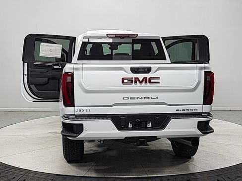 New 2026 GMC Sierra 2500 Denali w/ Denali Reserve Package AWD/4WD image 14