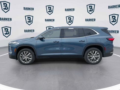 Used 2026 Buick Enclave Preferred FWD image 6