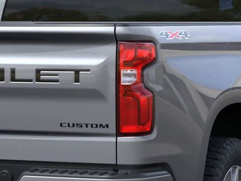 New 2026 Chevrolet Silverado 1500 Custom AWD/4WD image 11