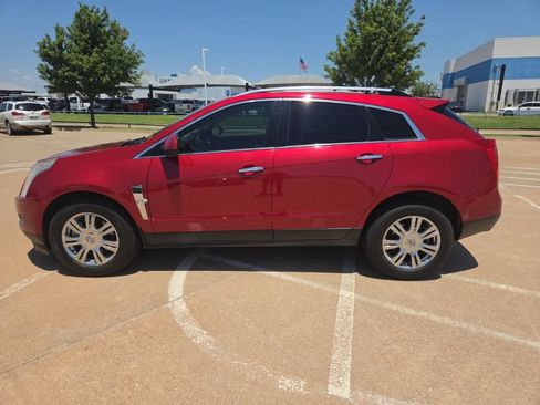 Used 2010 Cadillac SRX Luxury FWD image 7