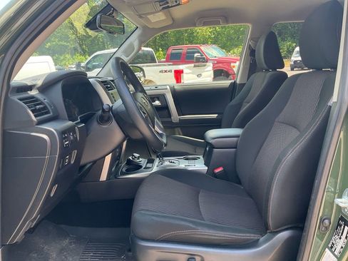 Used 2021 Toyota 4Runner Trail Special Edition AWD/4WD image 16
