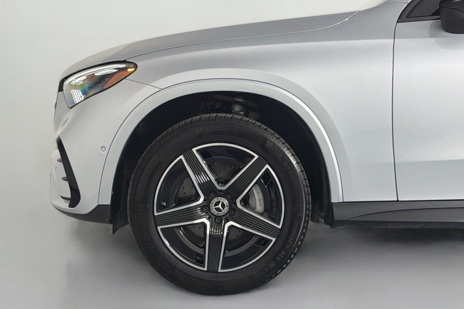 Used 2023 Mercedes-Benz GLC 300 4MATIC image 10