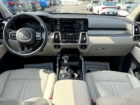 Certified 2021 Kia Sorento S image 30