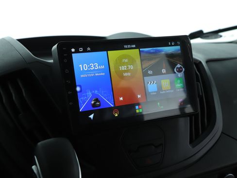 Used 2017 Ford Transit 350 XL image 8