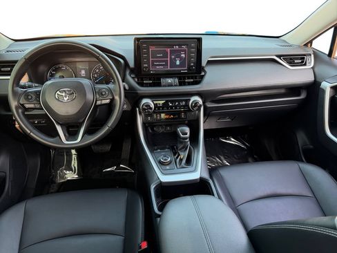 Used 2022 Toyota RAV4 XLE Premium AWD/4WD image 14
