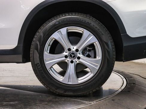 Used 2018 Mercedes-Benz GLC 300 image 9