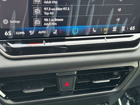 New 2026 Volkswagen Tiguan SE R-Line AWD/4WD image 19
