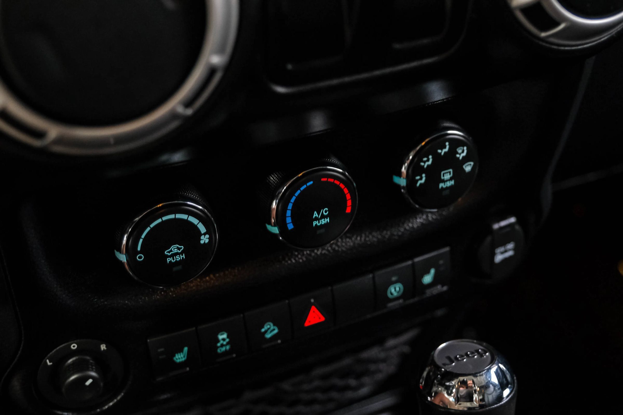 Used 2016 Jeep Wrangler Rubicon AWD/4WD image 35